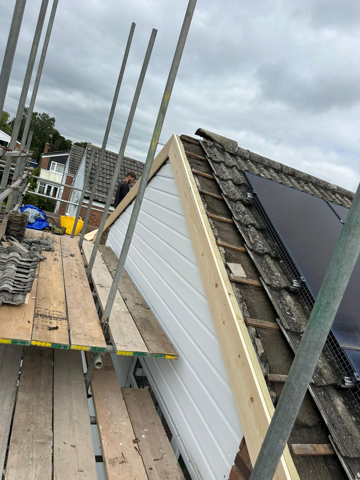 fascia and soffit getting installed